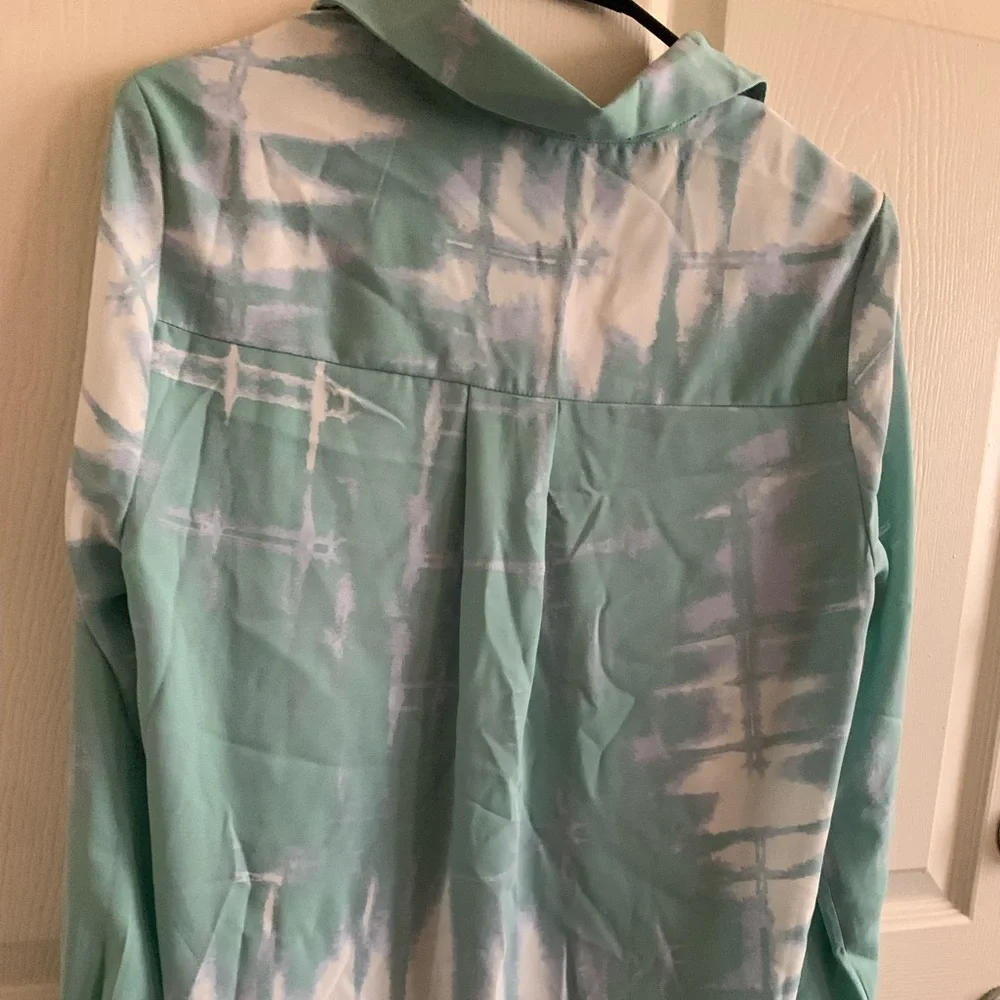 Marks & Spencer Green Button down top, Size 10 - Picture 5 of 5